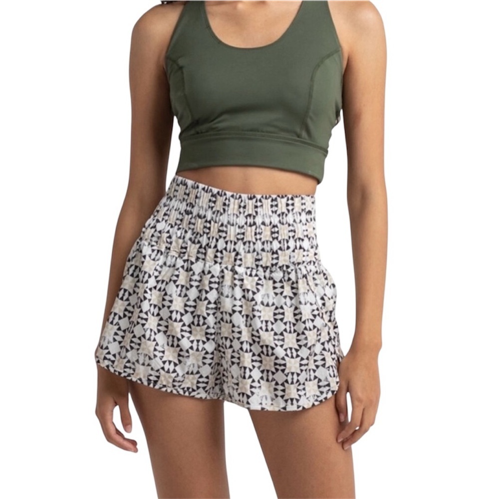 Free People The Way Home Printed Shorts XS Trance Print - Picture 2 of 3